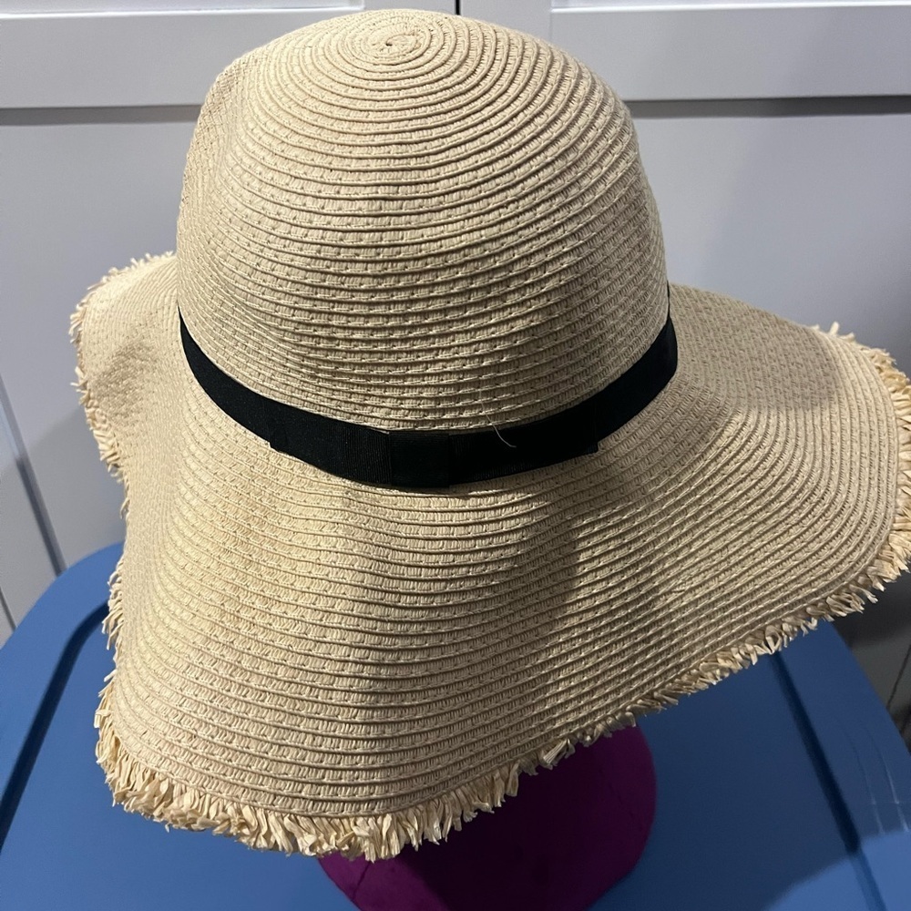 New Hello Summer Straw Sun Hat with Black Band - Picture 2 of 2
